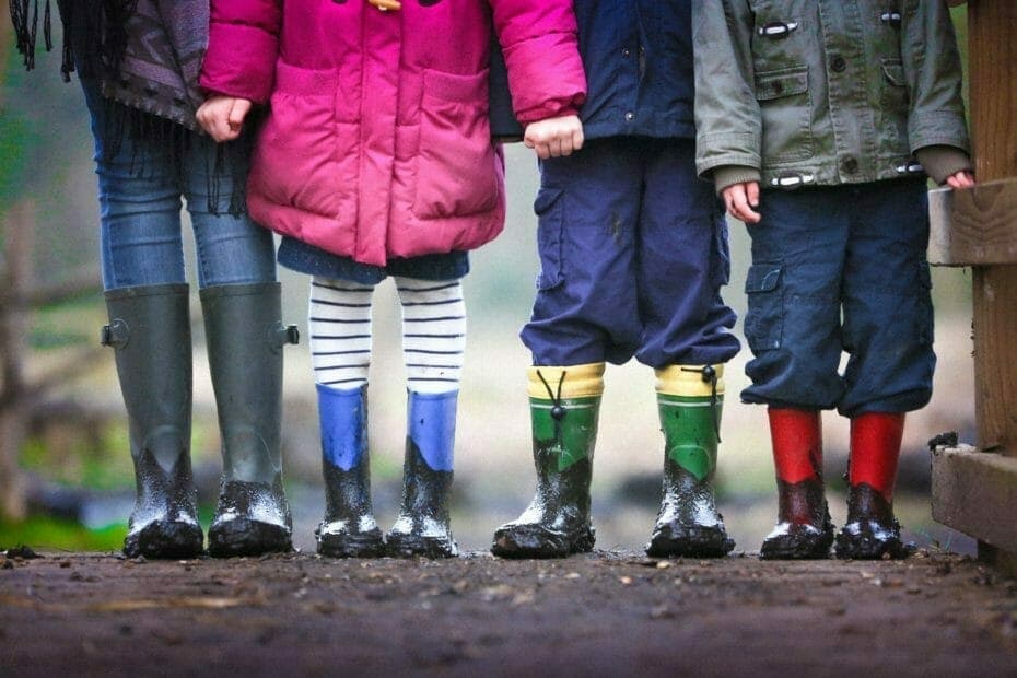 Kindergeld abmelden bei Umzug ins Ausland — Plus Elterngeld-Guide