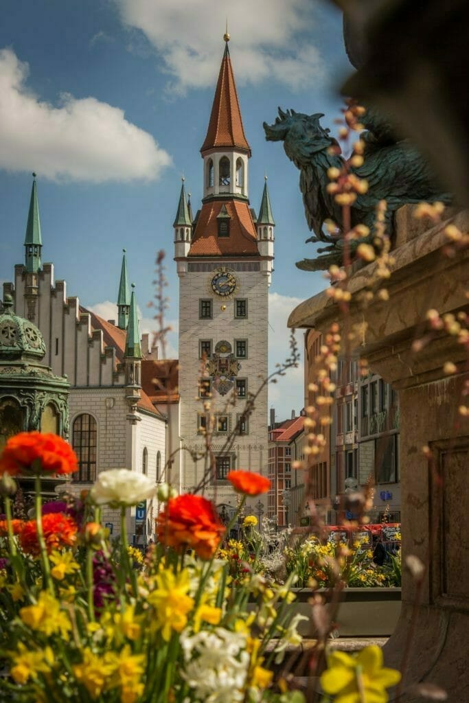 GEZ online kündigen, wenn du München oder andere deutsche Städte verlässt, um ins Ausland zu gehen